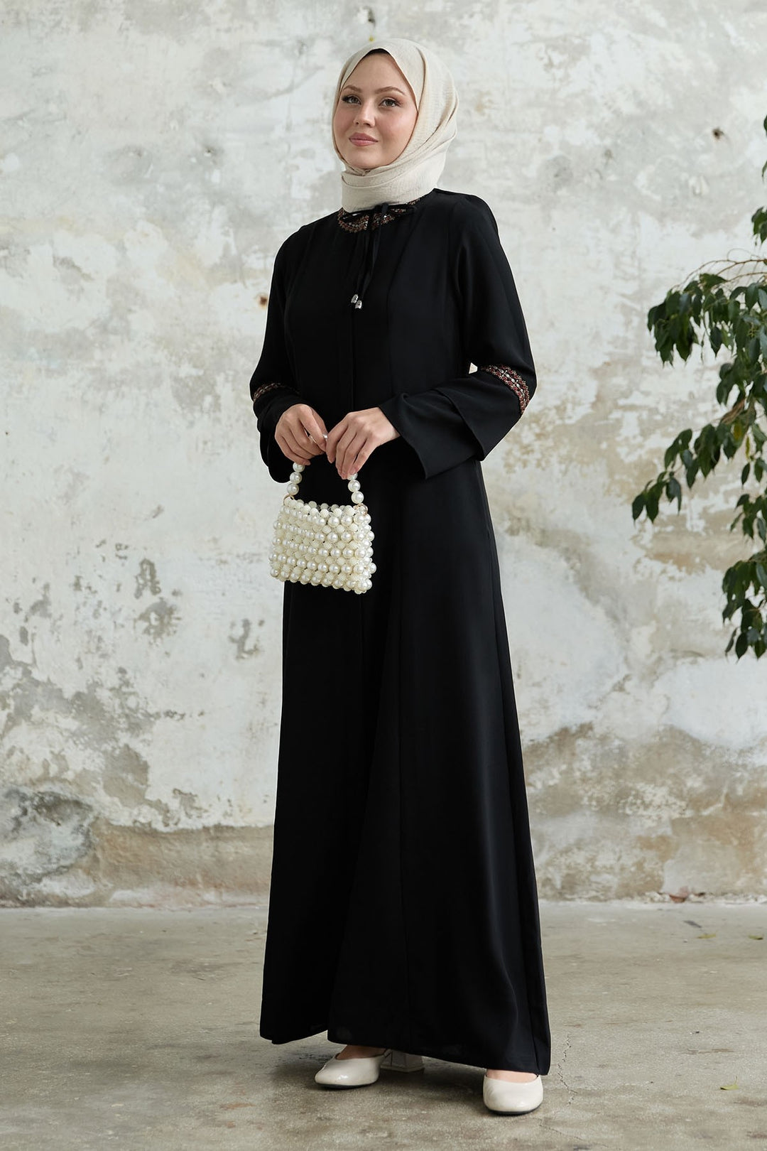 MDS Women Black Abaya with Lace Detail Embroidery - Stouffville