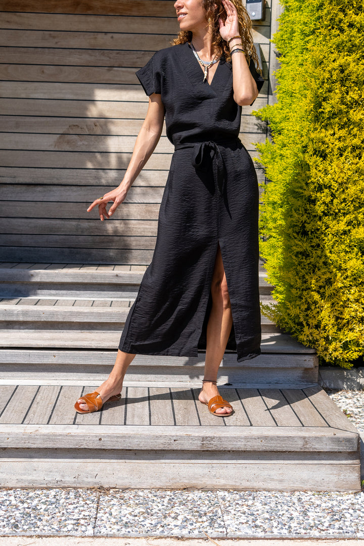 GNS Woman Black Linen Front Slit