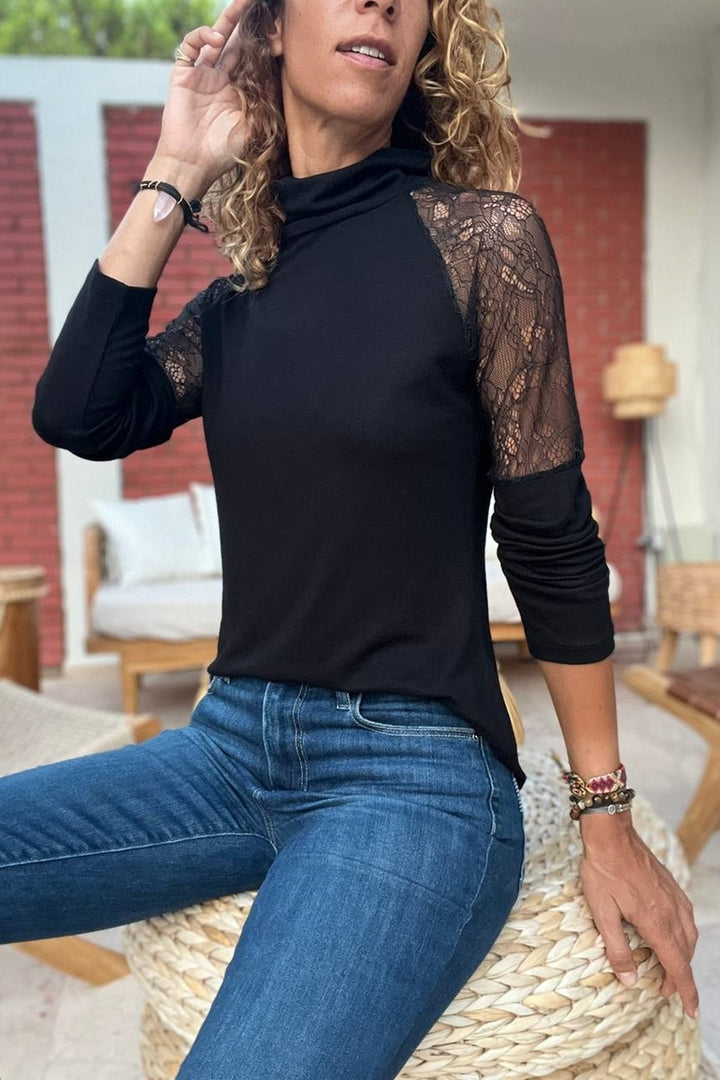 GNS Woman Black Shoulder Lace Trimmed Raglan Sleeve Blouse BST700-T4006030 - Cheltenham