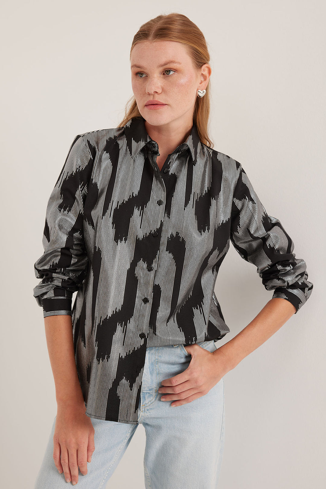 BGD Women Woman Black Silver Leaf Patterned Shirt 20253 - Avondale