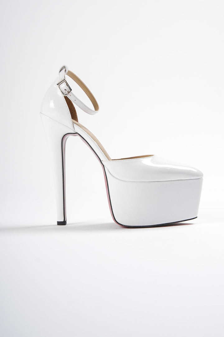 DSM Helen's white patent leather platform high heels. - Arnhem