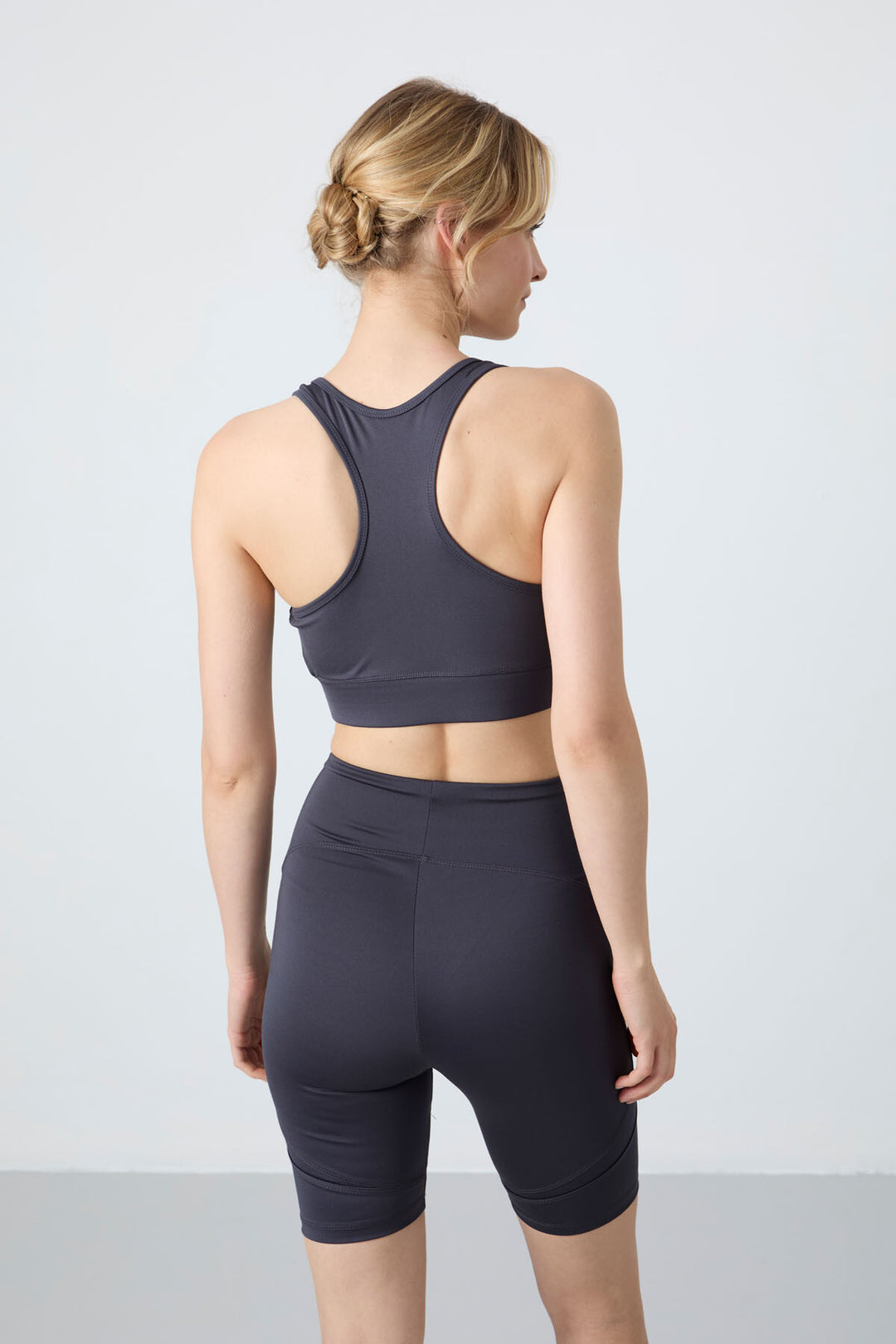 TMY Anthracite Back Detailed Slim Fit U Neck Women's Sports Bustier - 97120 - North Highlands