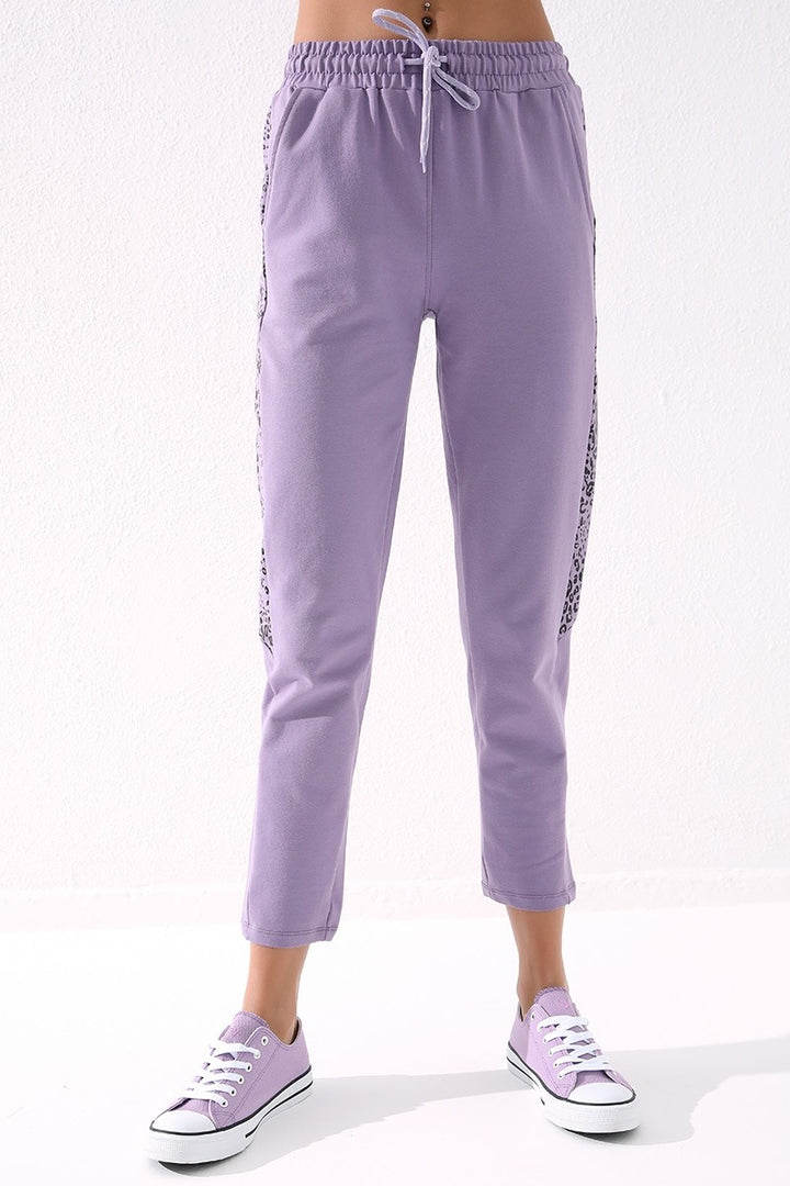 TMY Eflatun Sides Leopard Pattern Comfortable Fit Slim Leg Women's Sweatpants - 94572 - Porirua