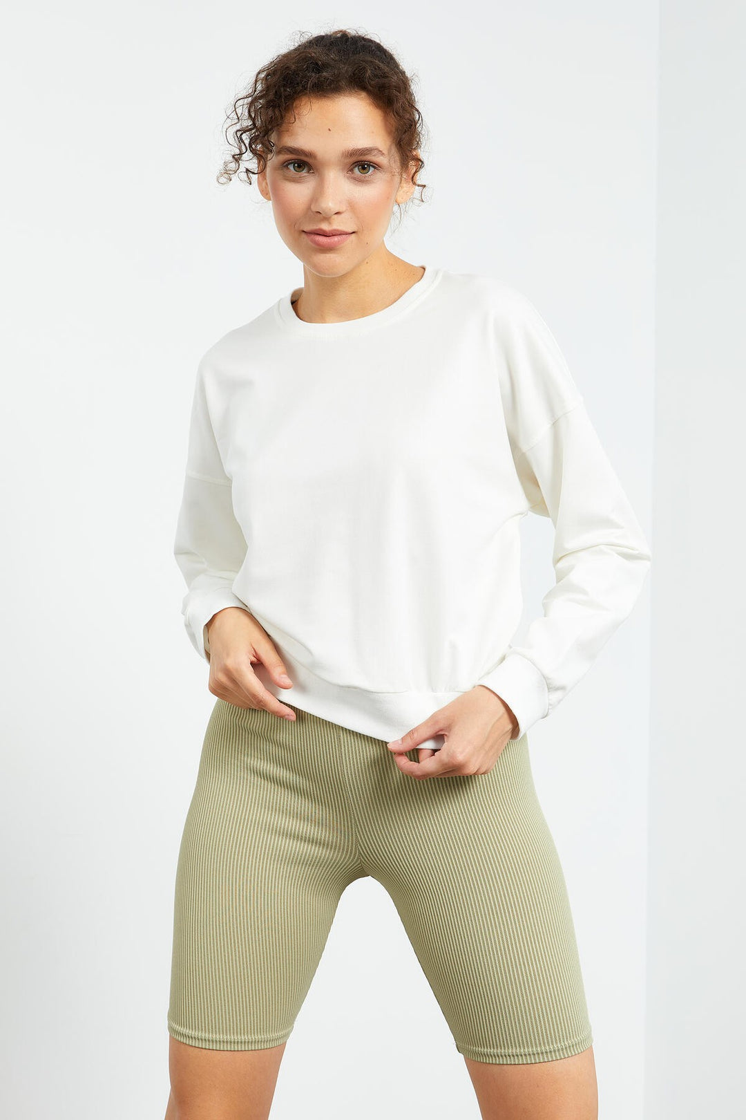 TMY Ecru Basic Comfort Fit O Neck Women's Sweatshirt - 97114 - Calais