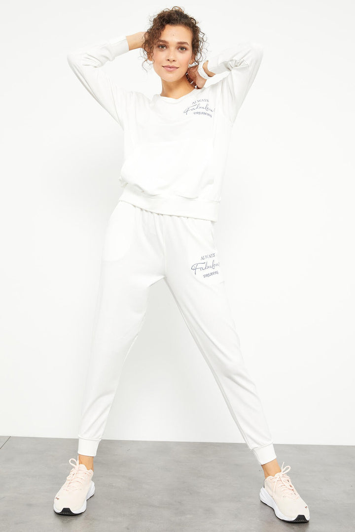 TMY Ecru Round Neck Embroidered Women's Oversized Tracksuit Set - 95300 - Hinesville