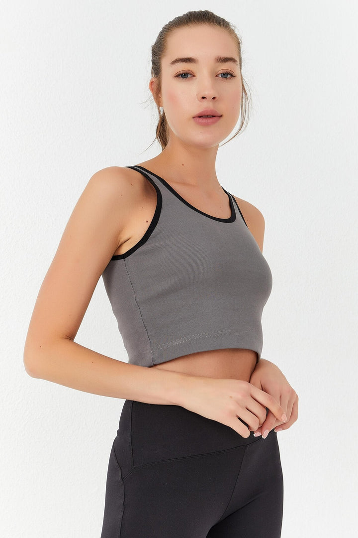 TMY Gray Basic Zero Sleeve Slim Fit U Neck Women's Crop Top Tank Top - 97162 - Hildesheim