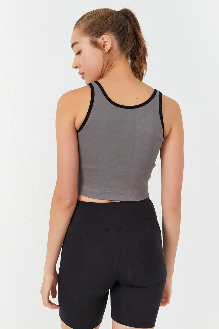 TMY Gray Basic Zero Sleeve Slim Fit U Neck Women's Crop Top Tank Top - 97162 - Hildesheim