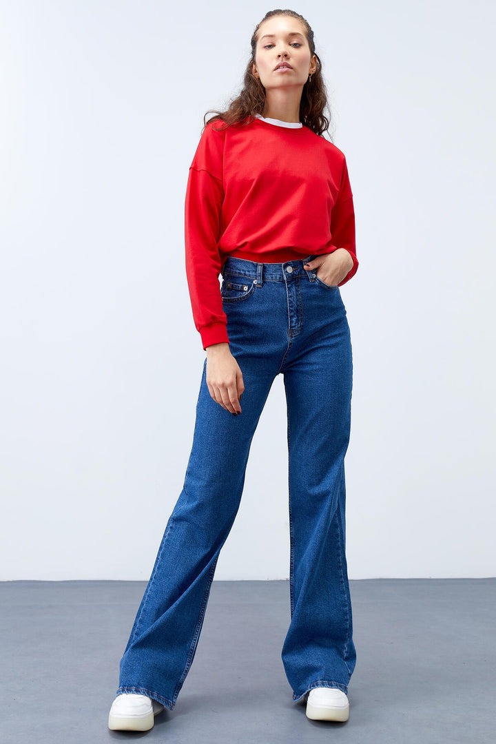 سويت شيرت TMY Red Basic Comfort Fit O Neck للسيدات - 97114 - سان خوان