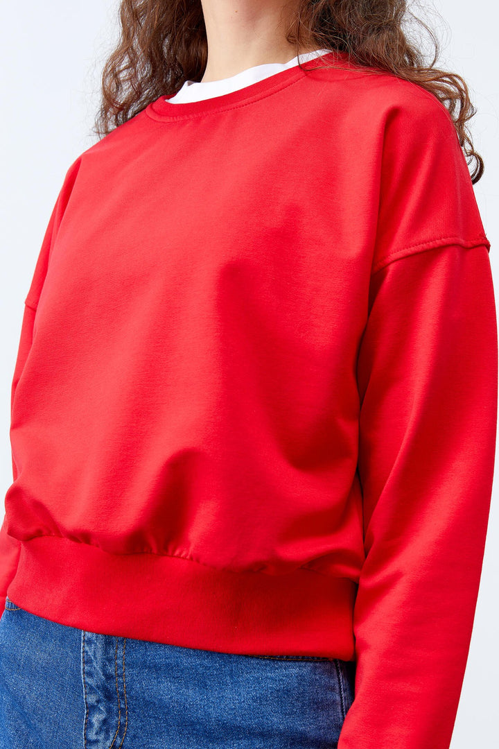 سويت شيرت TMY Red Basic Comfort Fit O Neck للسيدات - 97114 - سان خوان