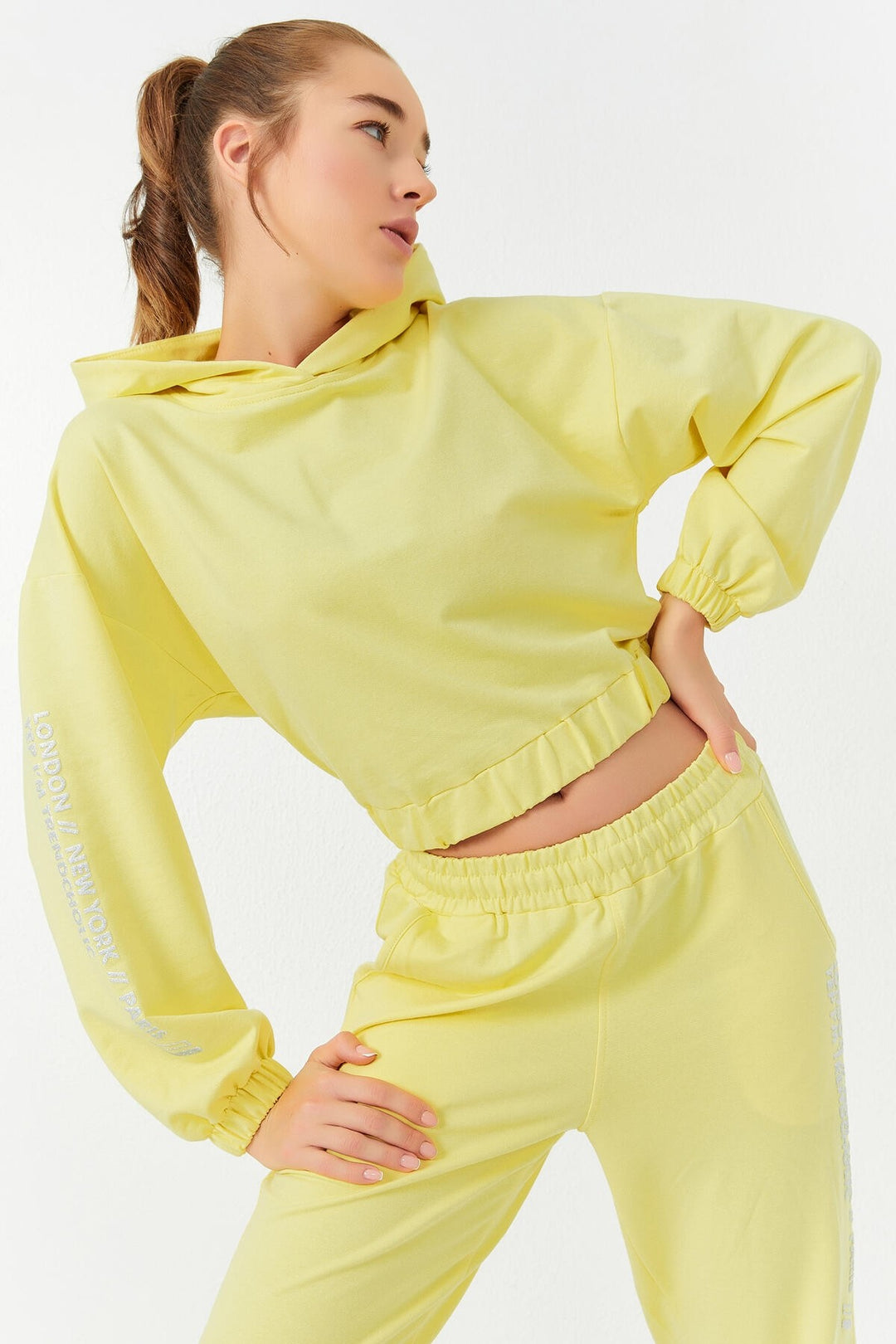 TMY Lemon Printed Hooded Elastic Cuff Women's Oversized Tracksuit - 95295 - Roosendaal