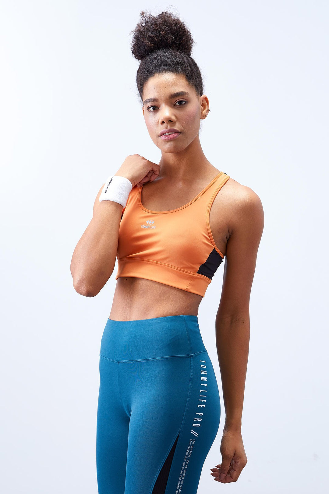 TMY Orange Cross Back Detail Slim Fit Scoop Neck Padded Women's Sports Bra - 97121 - Arezzo