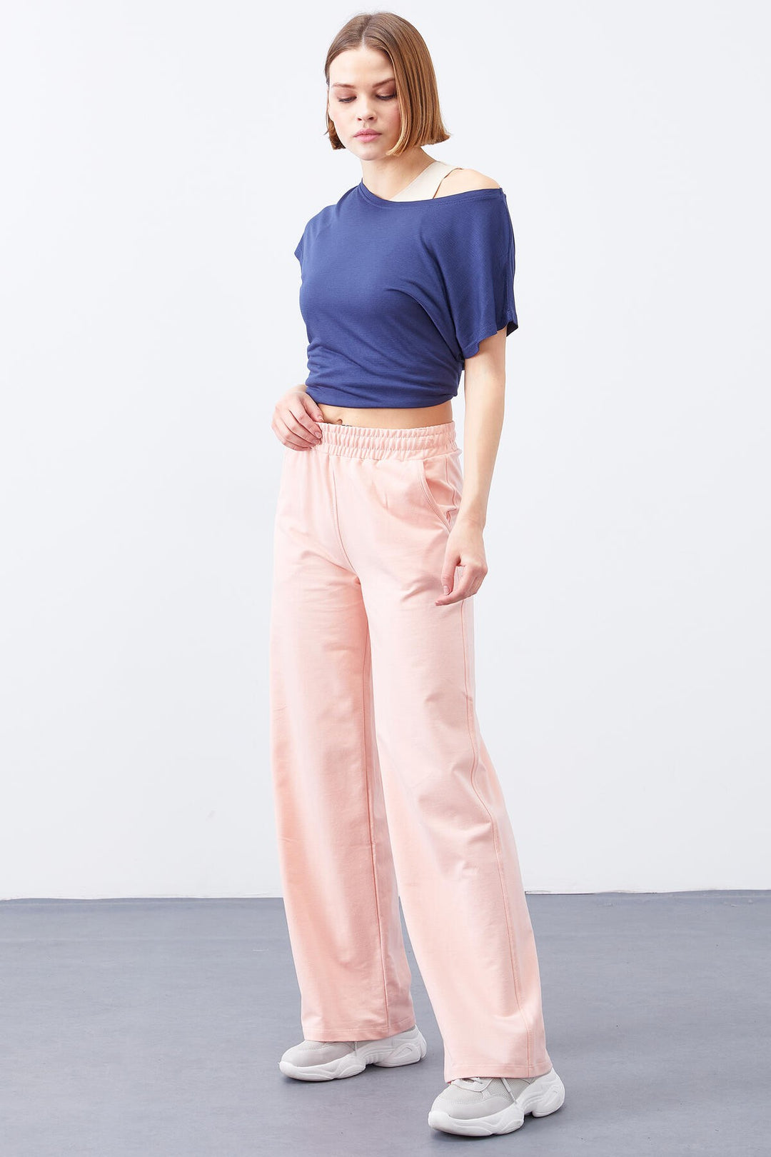 TMY PINK HIGH THAISH COMMOUST FIT WIRD Women Women Sweathants - 94567 - Villefranche -Sur -Saône