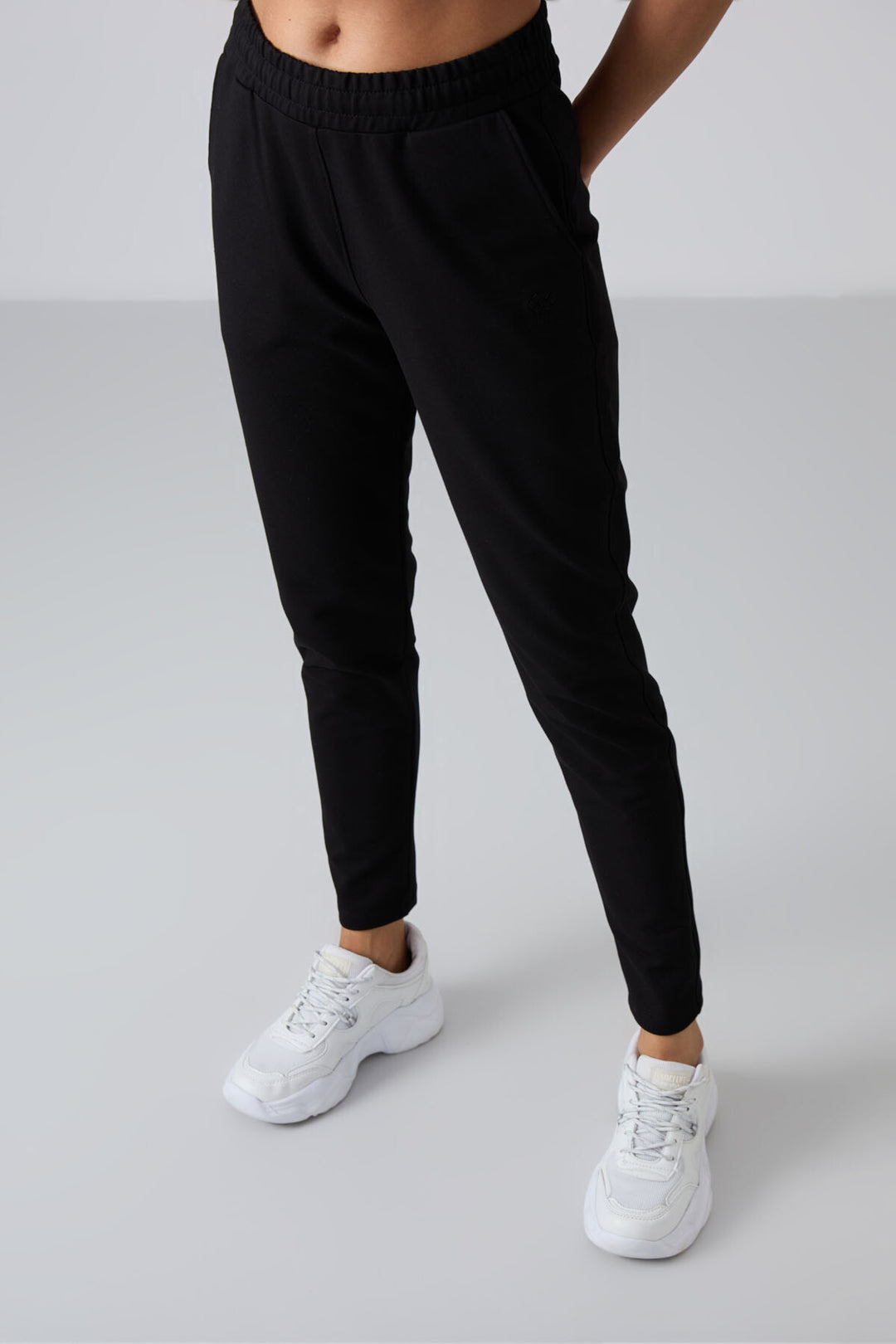 TMY Black Zippered Cuffed Pocketed Comfort Fit Women's Sweatpants - 94246 - Dronten