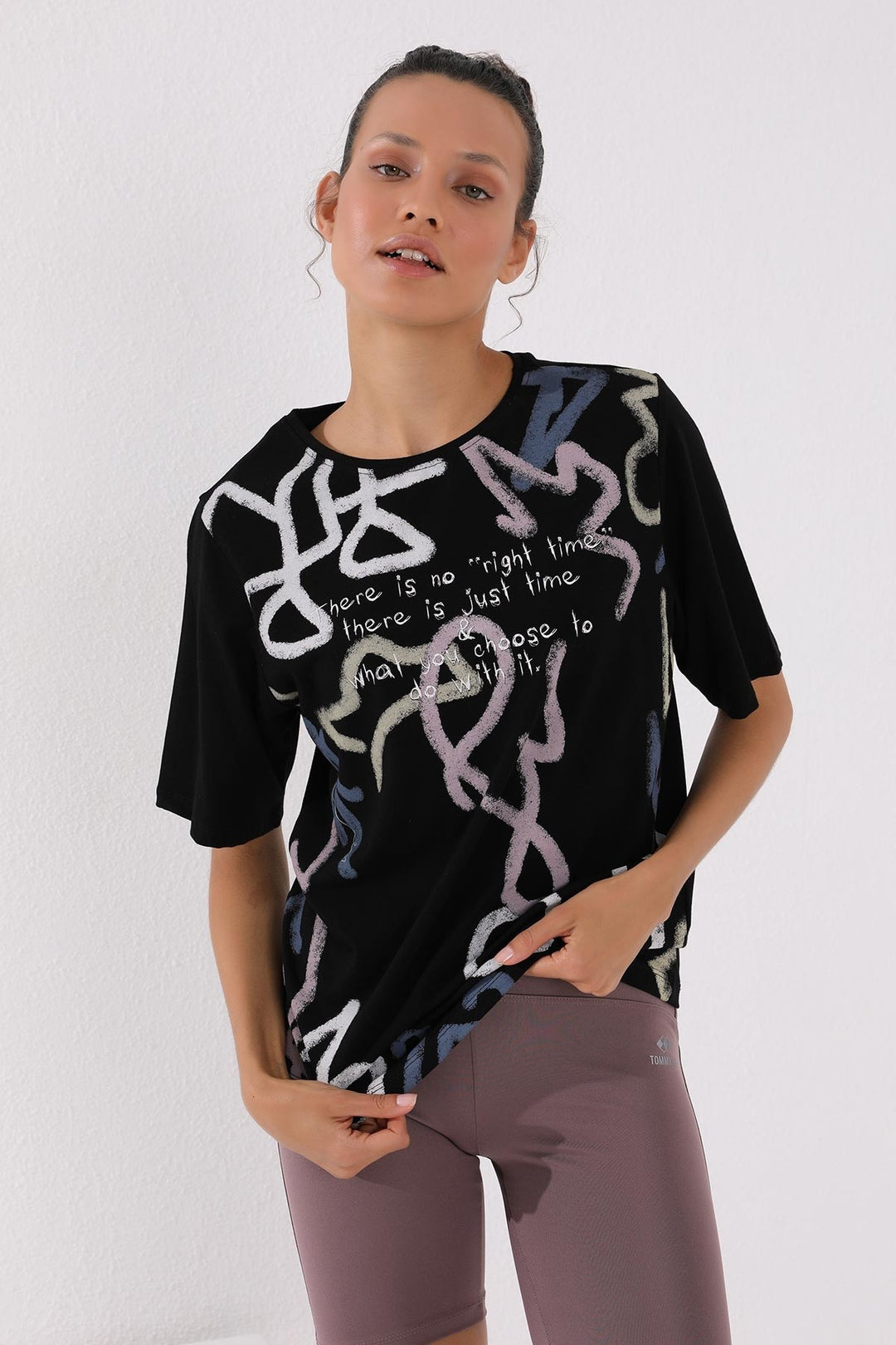 TMY Black Mixed Pattern Printed O Neck Women's Oversize T-Shirt - 97132 - Bautzen