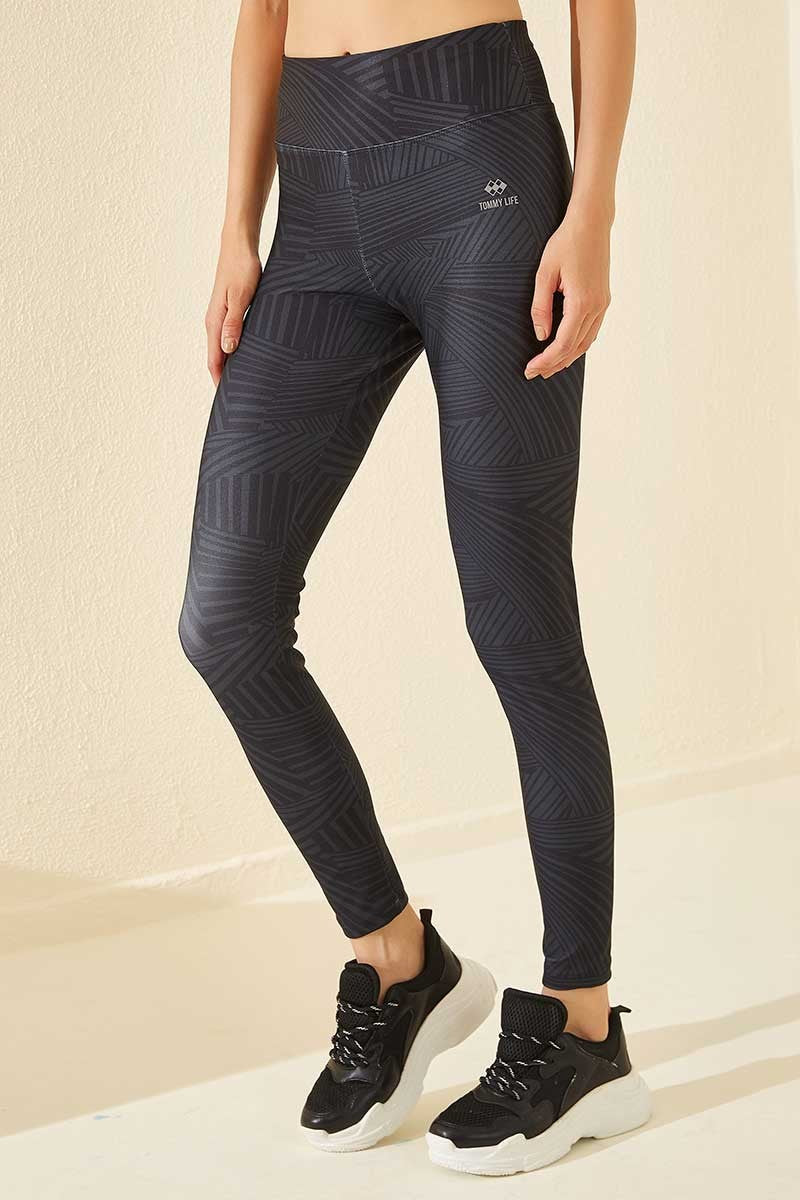 TMY Black High -талия с аквалангированной тканью Slim Fit Shinny Legs Women's Leggings - 94549 - Liège