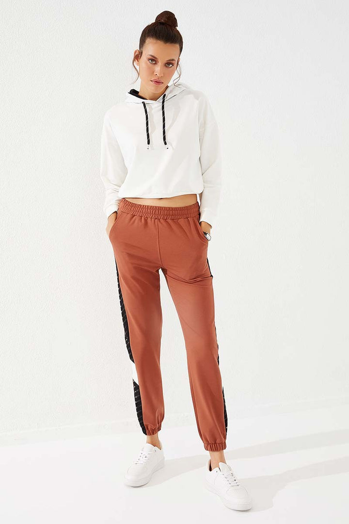 TMY Cinnamon Dotted Stripe Detailed Jogger Comfortable Fit Elastic Cuff Women's Sweatpants - 94579 - Hastings