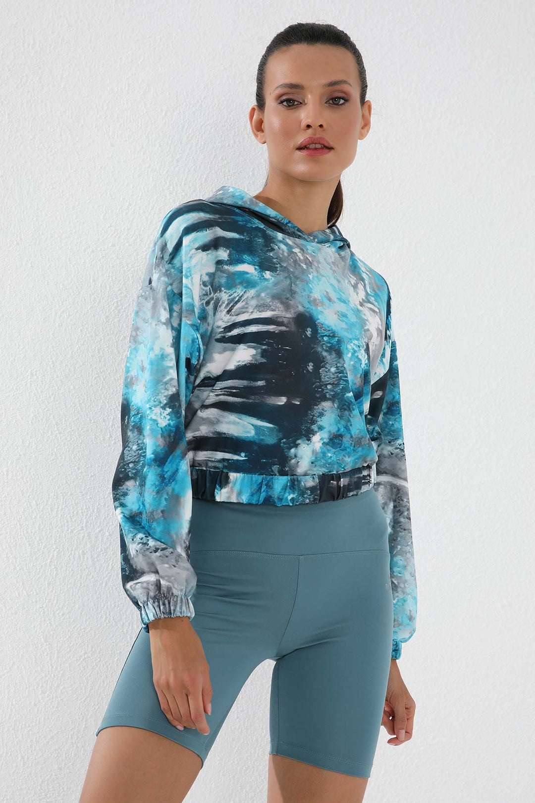 TMY Turquoise Mixed Tie-Dye Patterned Elastic Hooded Women's Oversized Crop Top Sweatshirt - 97140 - Vushtrri