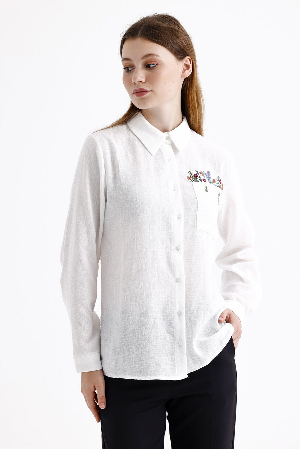 SNS Sense White Embroidered Detail Linen-Look Baby Collar Women's Shirt - Bournemouth