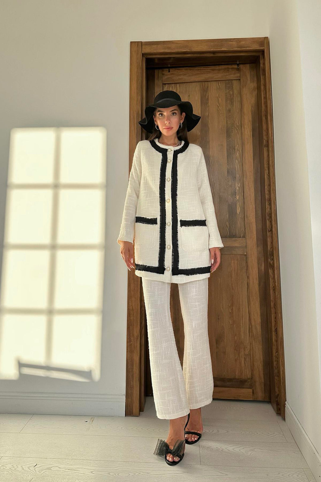 ELS Striped Collarless Jacket and Pants Set - Ecru - Spijkenisse