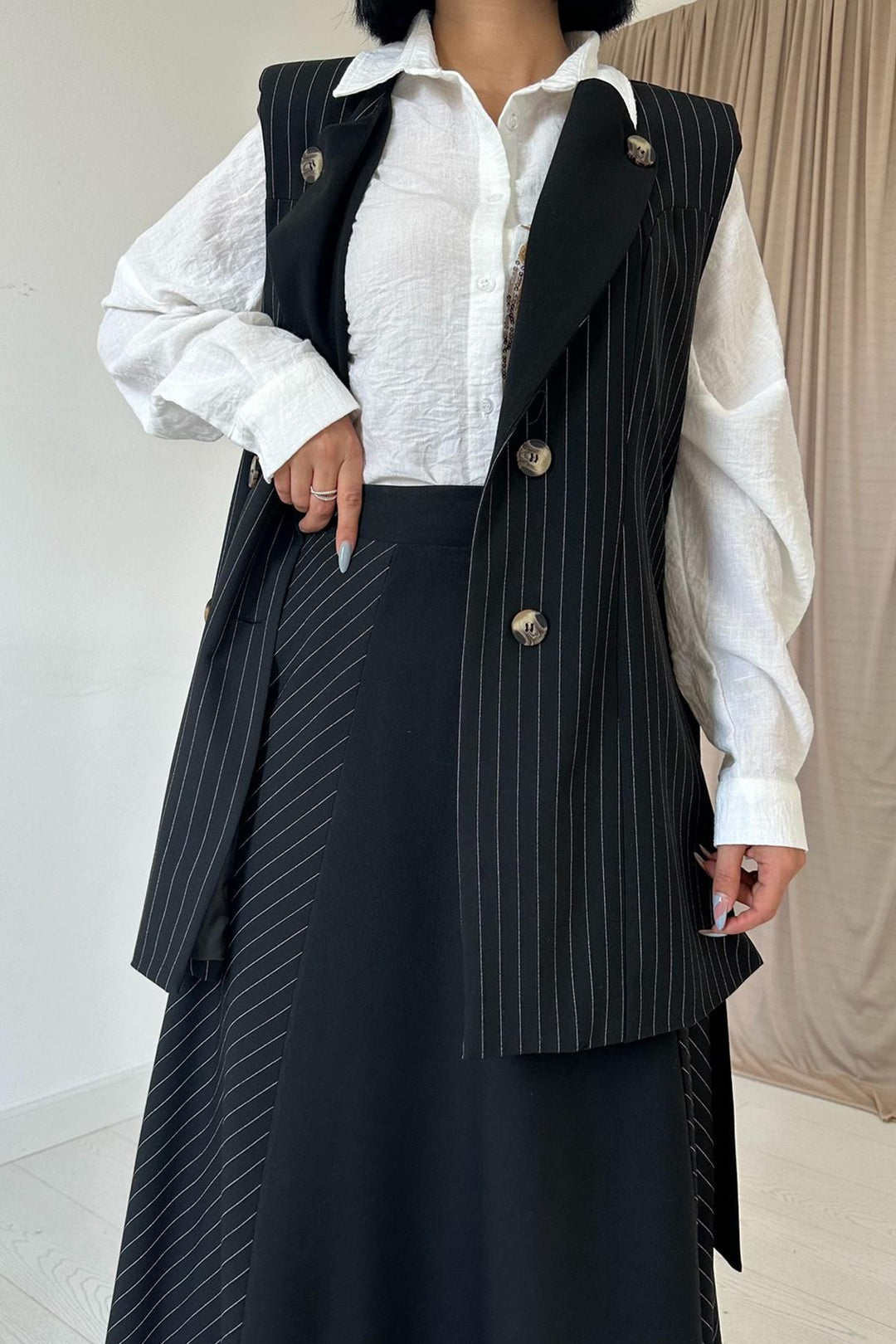 ELS Long Striped Vest and Skirt Set - Black - Vancouver