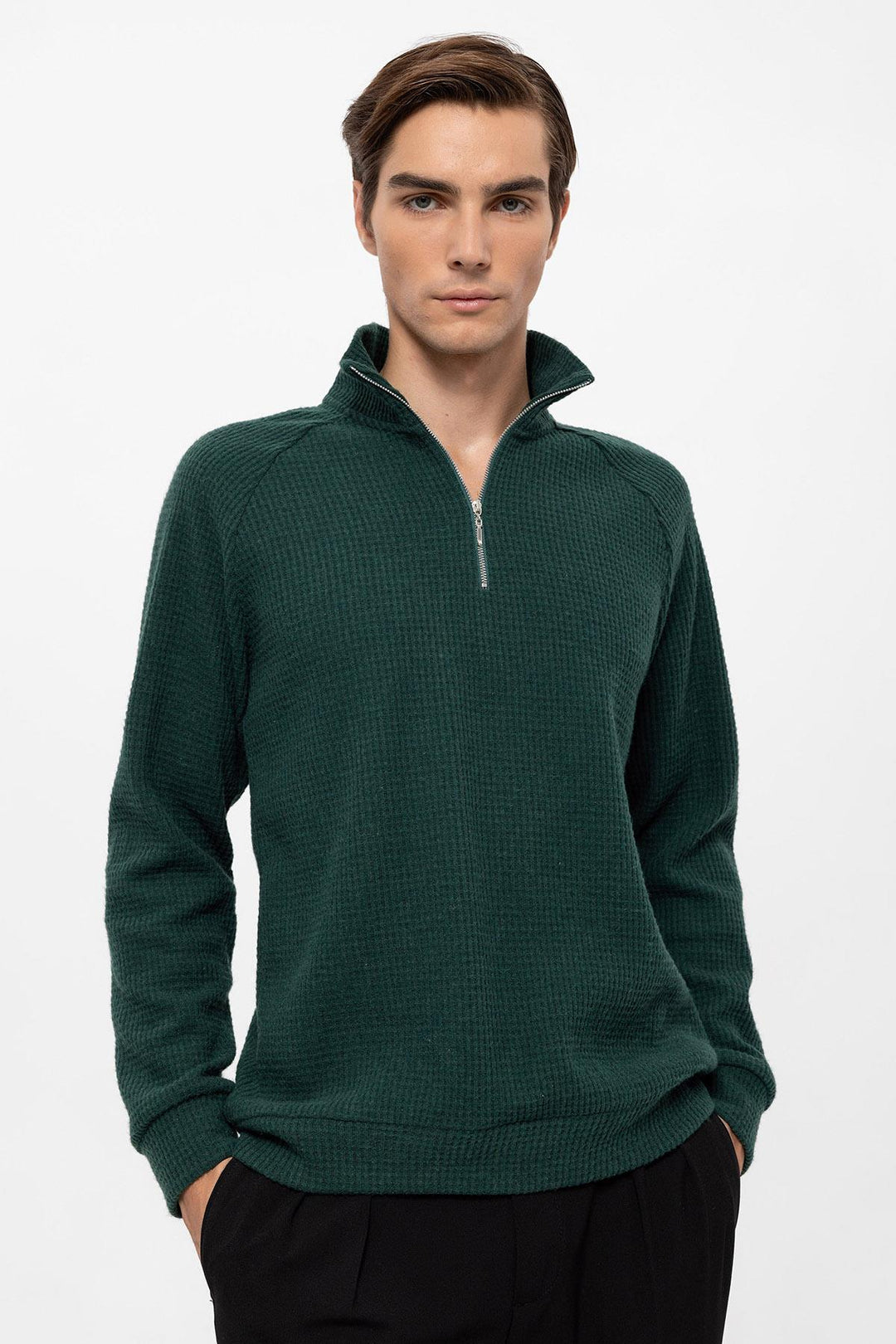 ANT Half Zipper High Collar Men's Sweater - Daly City